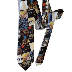 THE BEATLES Album Covers Collage Necktie 1996 Rare Collector Item
